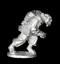 Load image into Gallery viewer, 53-0093:  Beastman Cleric, Advancing
