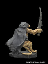 Load image into Gallery viewer, 53-0210:  Ratling Swordsman, Cloaked
