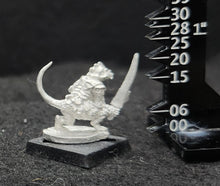Load image into Gallery viewer, 53-0211:  Ratling Swordsman, Armored
