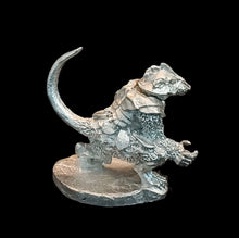 Load image into Gallery viewer, 53-0221:  Ratling Warrior, Armored (Separate Heads)

