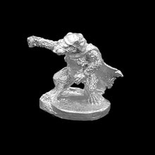 Load image into Gallery viewer, 53-0222:  Ratling Warrior, Cloaked (Separate Heads)
