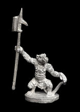 Load image into Gallery viewer, 53-0223:  Ratling Warrior, Weapon Raised (Separate Heads)

