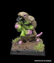 Load image into Gallery viewer, 53-0246:  Ratling Grenadier, Advancing
