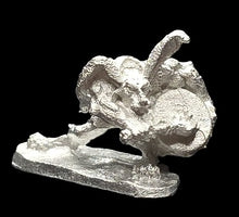 Load image into Gallery viewer, 53-0353:  Thumper Musician with Drum
