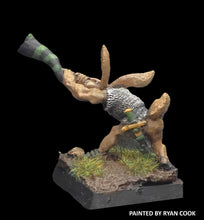 Load image into Gallery viewer, 53-0354:  Thumper Musician with Horn
