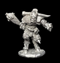 Load image into Gallery viewer, 53-0646:  Armored Minotaur Titan with Club, At Ready
