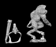 Load image into Gallery viewer, 53-0648:  Unarmored Minotaur Titan with Club Forward, Advancing
