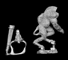 Load image into Gallery viewer, 53-0648:  Unarmored Minotaur Titan with Club Forward, Advancing
