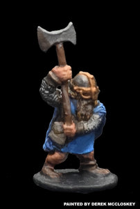 57-0151:  Dwarf Champion with Great Axe, Cloaked