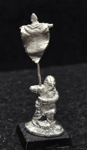 57-0152:  Dwarf Standard Bearer