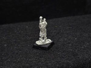 57-0182:  Dwarf Lord with Open Hands
