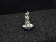 Load image into Gallery viewer, 57-0182:  Dwarf Lord with Open Hands
