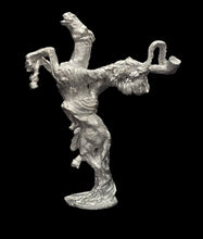 Load image into Gallery viewer, 57-0298:  Vallor on Flying Steed, Holding Plumed War Horn
