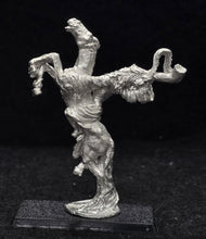 Load image into Gallery viewer, 57-0298:  Vallor on Flying Steed, Holding Plumed War Horn

