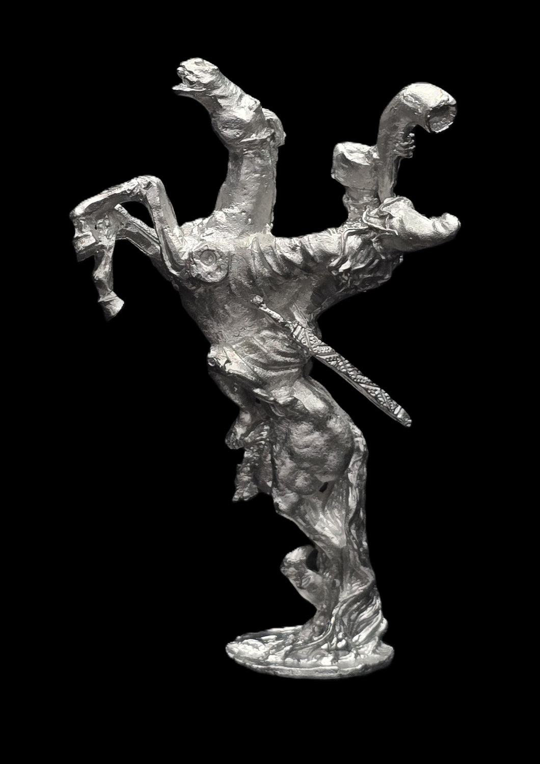 57-0299:  Vallor on Flying Steed, Blowing War Horn