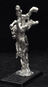 57-0299:  Vallor on Flying Steed, Blowing War Horn