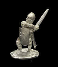 Load image into Gallery viewer, 57-0311:  Man At Arms Swordsman
