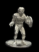Load image into Gallery viewer, 57-0363:  Gladiator with Spiked Shield
