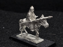 Load image into Gallery viewer, 57-0381:  Light Cavalry Spearman [Rider and Mount]
