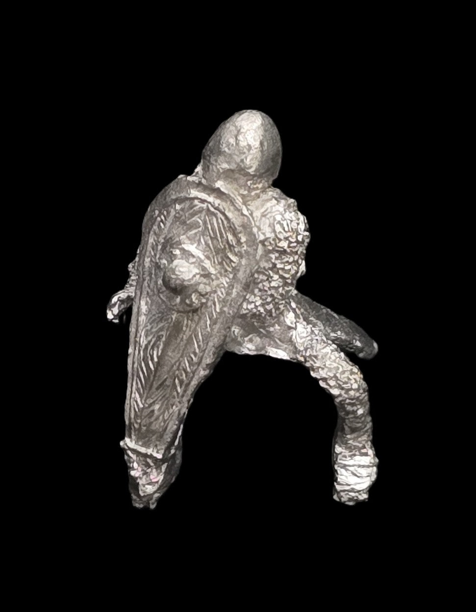 57-0382:  Light Cavalryman with Kite Shield, Attacking [rider only]
