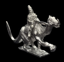 Load image into Gallery viewer, 57-0384 / 48-0652:  Cavalryman on Land Dragon [rider and mount]
