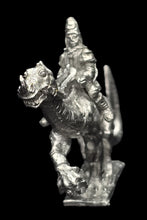 Load image into Gallery viewer, 57-0384 / 48-0652:  Cavalryman on Land Dragon [rider and mount]
