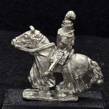 Load image into Gallery viewer, 57-0393 / 48-0562:  Knight w/ Thick Plume on Charging Horse [rider and mount]
