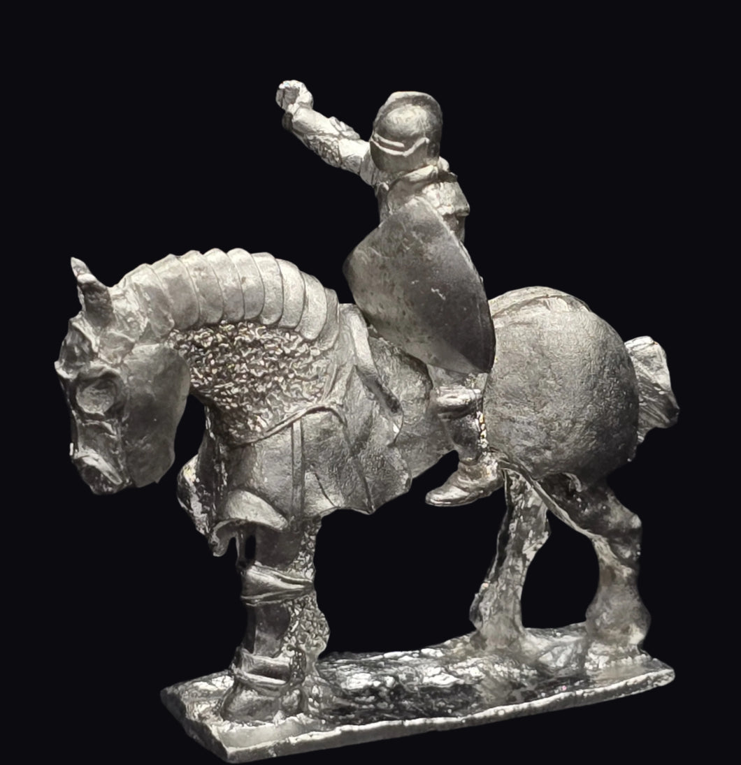 57-0395 / 48-0567:  Knight in Full Plate on Armored WarHorse [rider and mount]