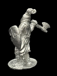 57-0407:  Armored Hero with Axe, Attacking