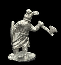 Load image into Gallery viewer, 57-0407:  Armored Hero with Axe, Attacking
