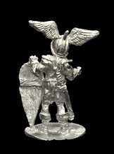 Load image into Gallery viewer, 57-0412:  Paladin with Shield and Open Hand
