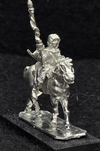 57-0432/48-0551:  Ranger Cavalry with Spear, Left Hand Raised [Rider and Mount]