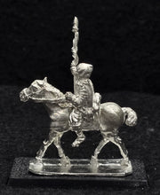 Load image into Gallery viewer, 57-0432/48-0551:  Ranger Cavalry with Spear, Left Hand Raised [Rider and Mount]
