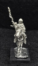 Load image into Gallery viewer, 57-0433/48-0551:  Ranger Cavalry with Spear, Left Hand Lowered [Rider and Mount]
