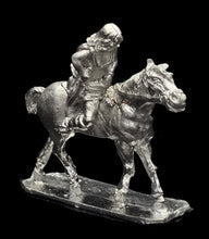 Load image into Gallery viewer, 57-0442/48-0551:  Adventuress Cavalry Rider [rider and mount]
