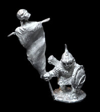 Load image into Gallery viewer, 57-0562:  Goblin in Chainmail, Standard Bearer
