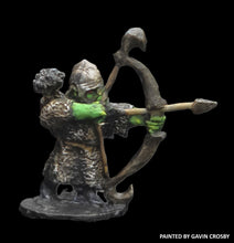 Load image into Gallery viewer, 57-0622:  Armored Orc with Bow [with bow string]
