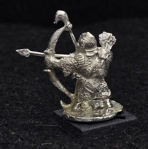 57-0622:  Armored Orc with Bow [with bow string]