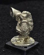 Load image into Gallery viewer, 57-0653:  Armored Orc Musician with Horn
