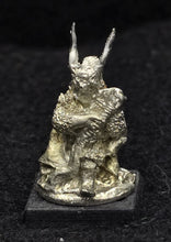 Load image into Gallery viewer, 57-0681:  Armored Orc Commander
