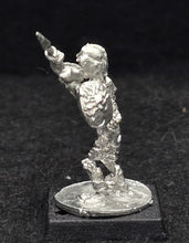Load image into Gallery viewer, 57-0703:  Skeleton with Two Handed Weapon and Round Shield
