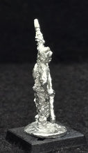 Load image into Gallery viewer, 57-0722:  Skeleton with Heavy Spear
