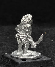 Load image into Gallery viewer, 57-0762:  Ghoul with Short Sword and Severed Head
