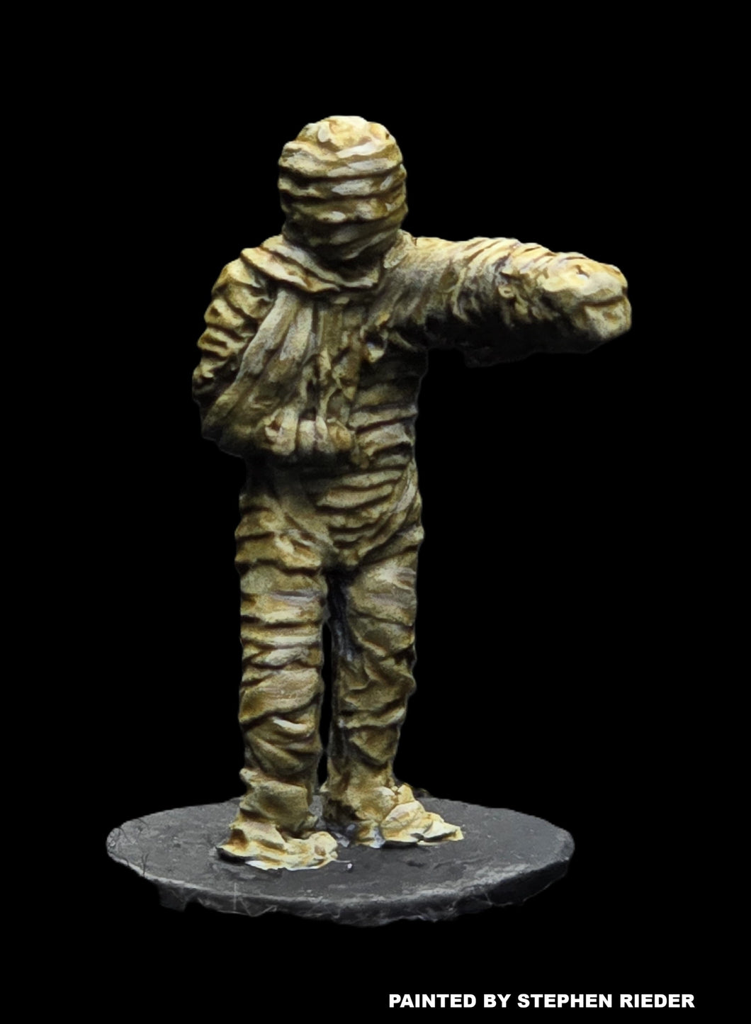 57-0771:  Mummy Advancing, Reaching Forward
