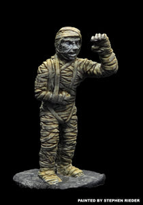 57-0772:  Mummy Advancing, Arm Raised