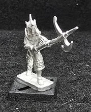 Load image into Gallery viewer, 57-7002:  Lemurian Medium Infantry with Grerat Axe
