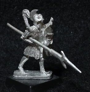 57-7021:  Lemurian Elite Infantry, Weapon Forward