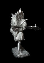 Load image into Gallery viewer, 57-7021:  Lemurian Elite Infantry, Weapon Forward
