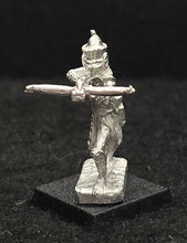 Load image into Gallery viewer, 57-7046:  Lemurian Heavy Crossbowman Firing
