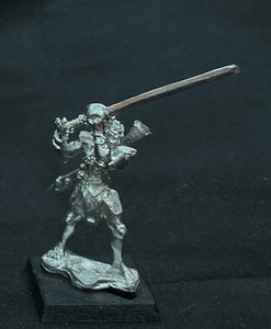 58-1122:  Martian Cultist with Greatsword Overhead